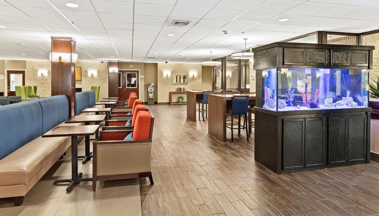 Comfort Inn Syosset-Long Island Bagian luar foto