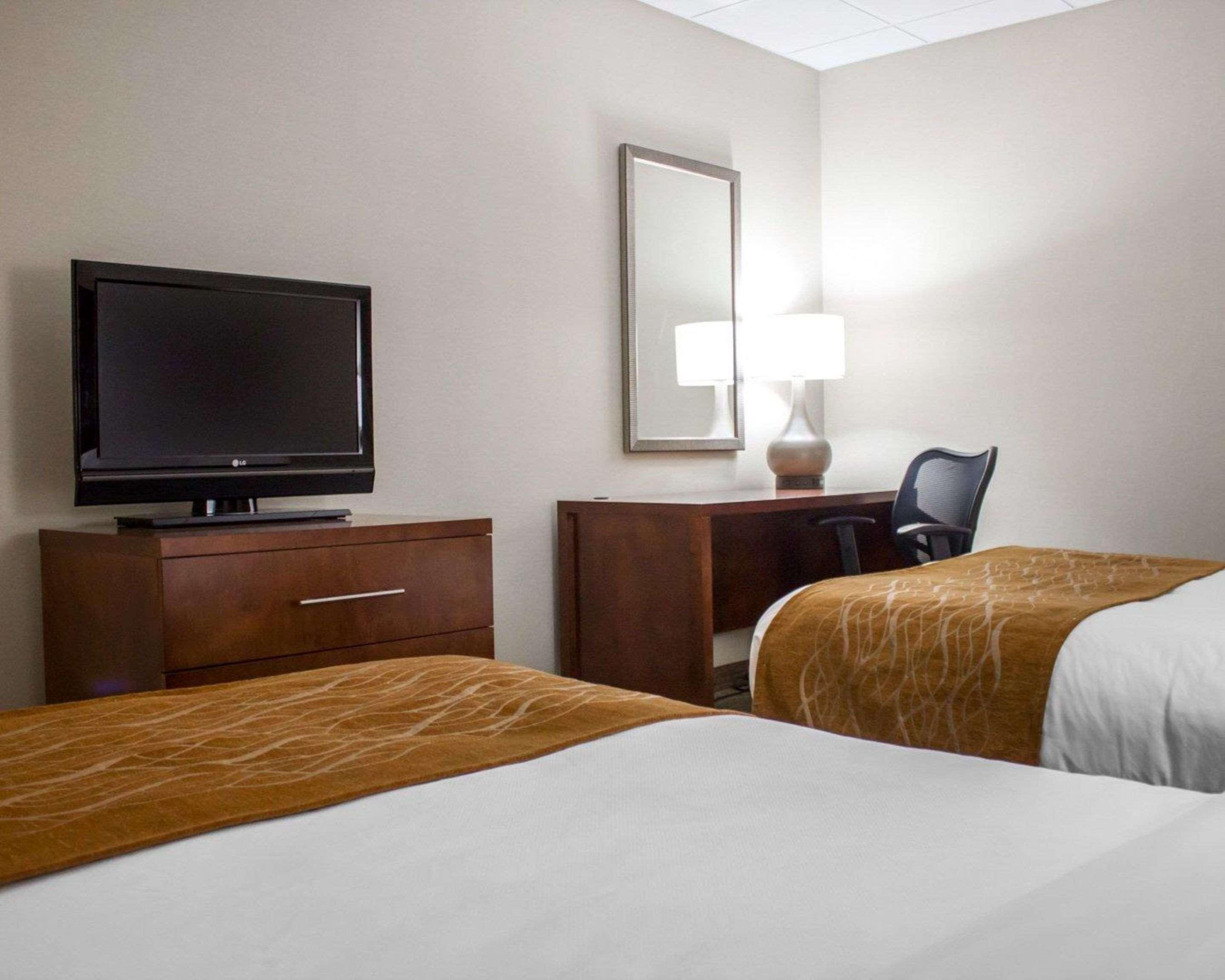 Comfort Inn Syosset-Long Island Bagian luar foto