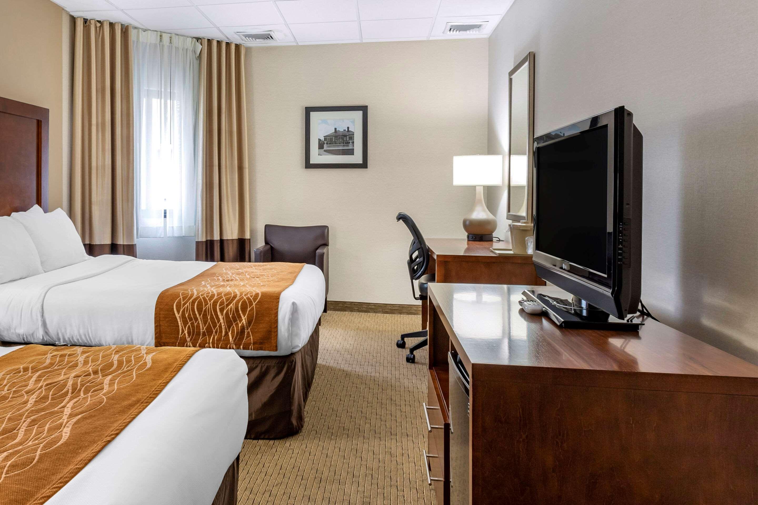 Comfort Inn Syosset-Long Island Bagian luar foto