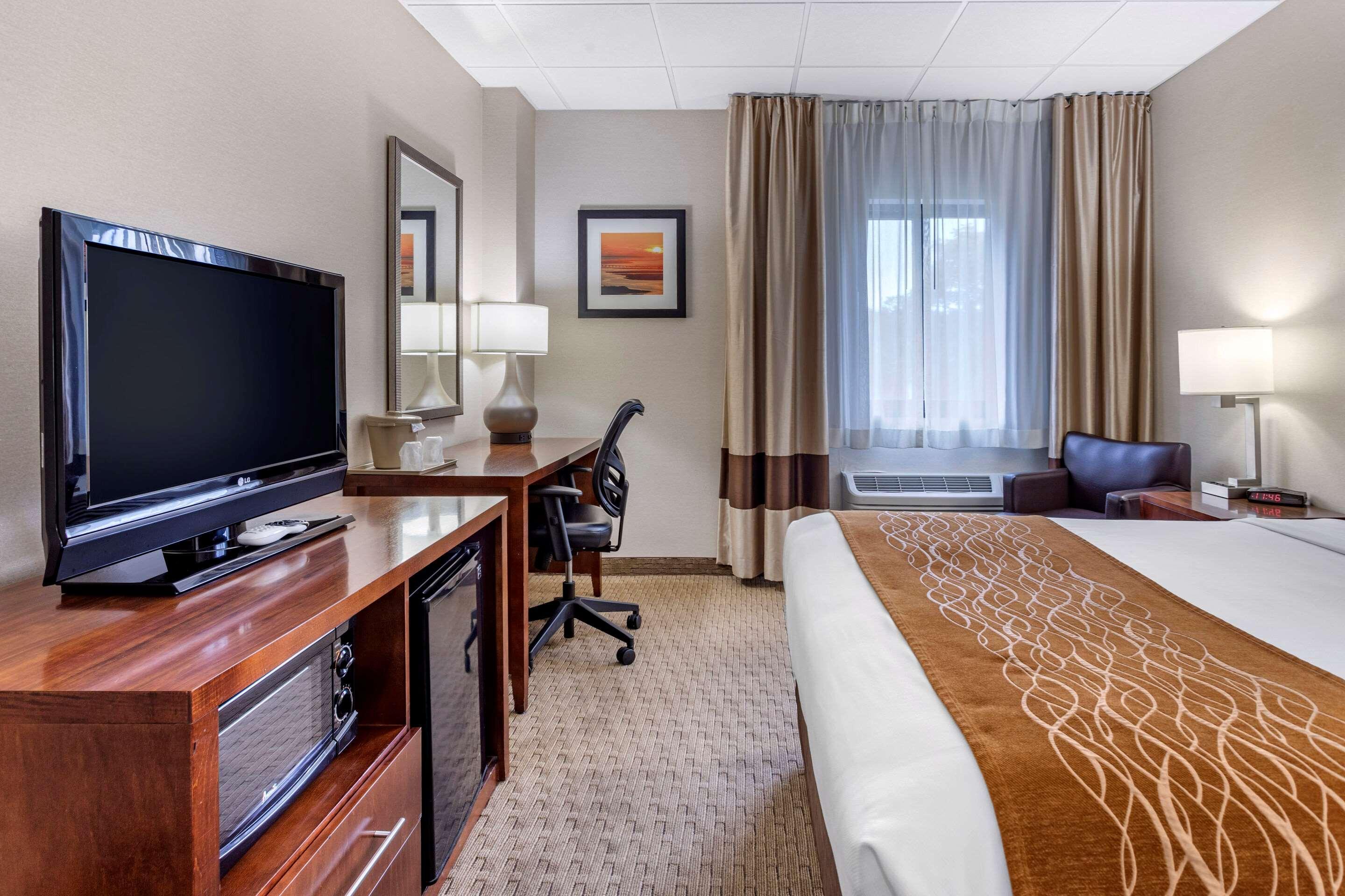Comfort Inn Syosset-Long Island Bagian luar foto