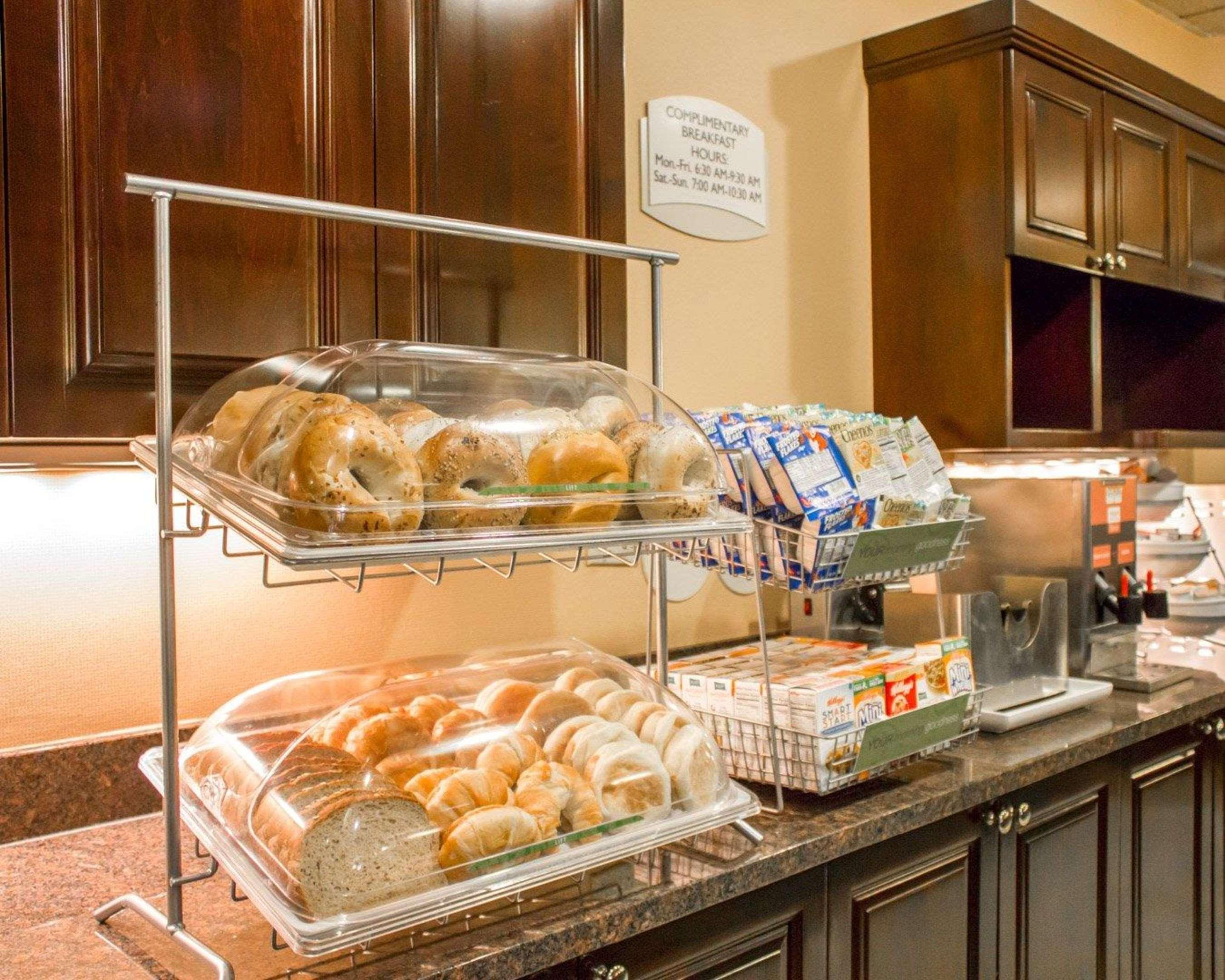 Comfort Inn Syosset-Long Island Bagian luar foto
